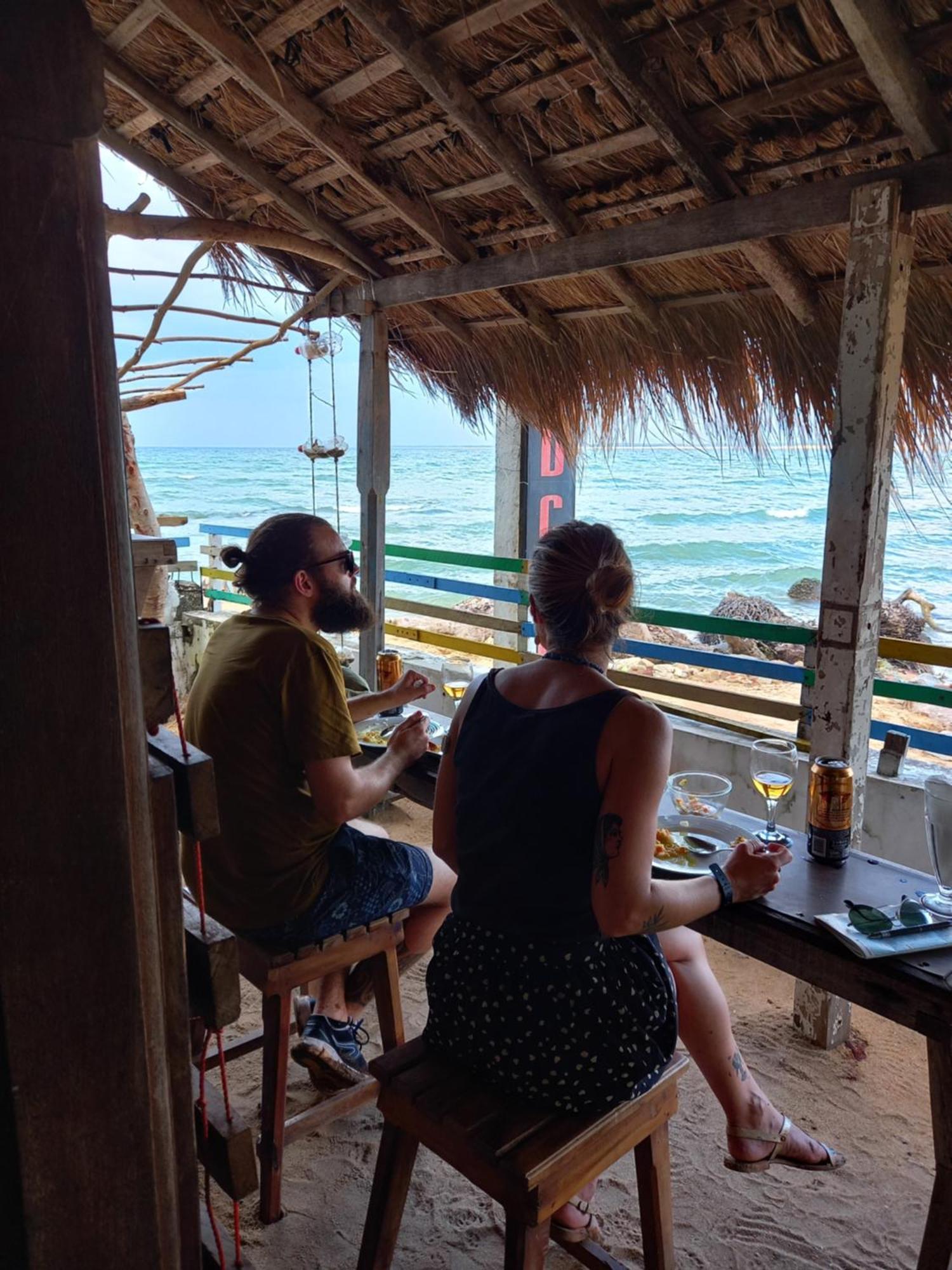 Red Coral Kitesurfing Resort Kalpitiya Bagian luar foto