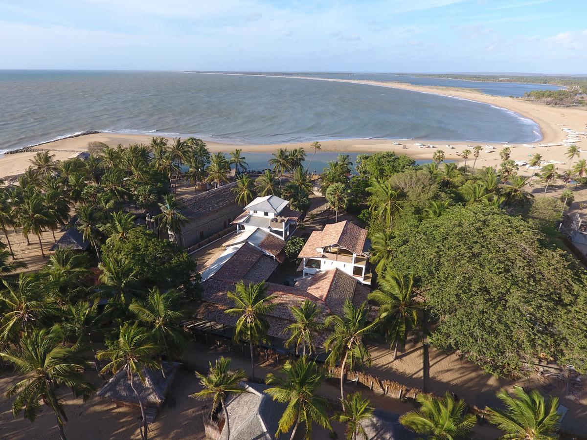 Red Coral Kitesurfing Resort Kalpitiya Bagian luar foto