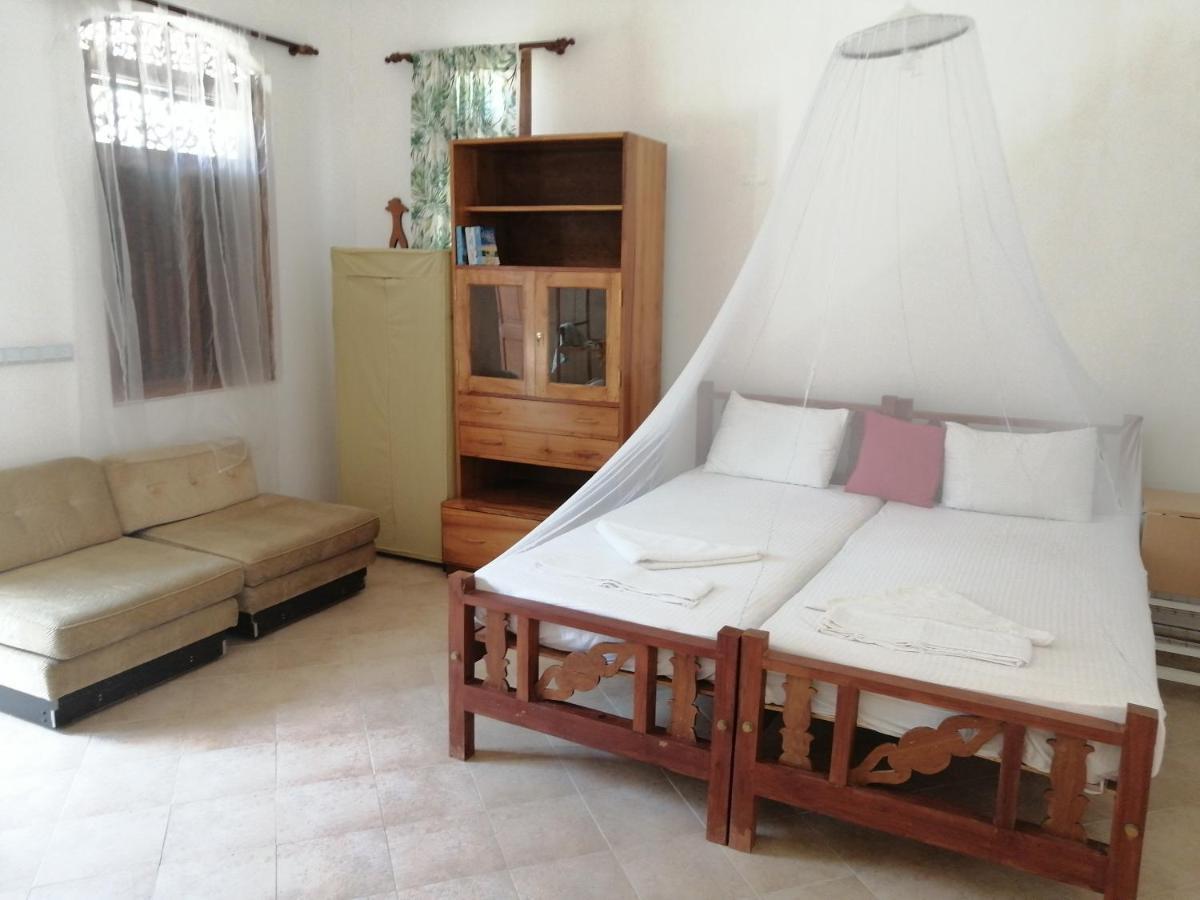 Red Coral Kitesurfing Resort Kalpitiya Bagian luar foto