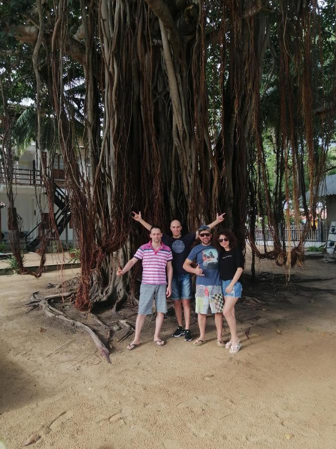 Red Coral Kitesurfing Resort Kalpitiya Bagian luar foto